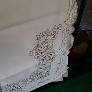 Tablecloth & 8 napkins